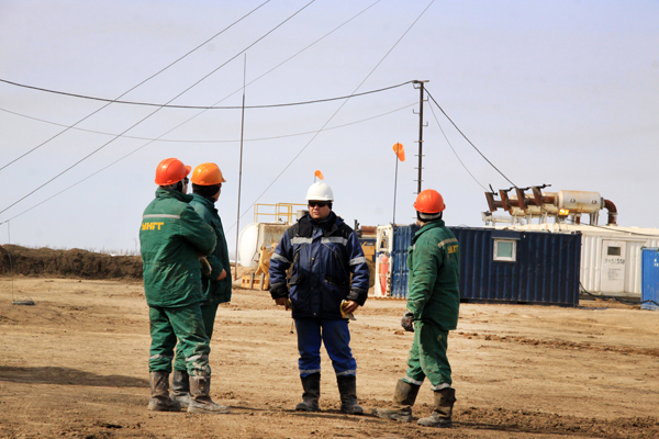 На буровой. На буровой.