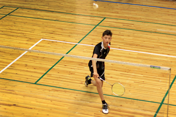 Дамир Абдуллаев - победитель в одиночном разряде среди 2001-2002 г.г. Дамир Абдуллаев - победитель в одиночном разряде среди 2001-2002 г.г.