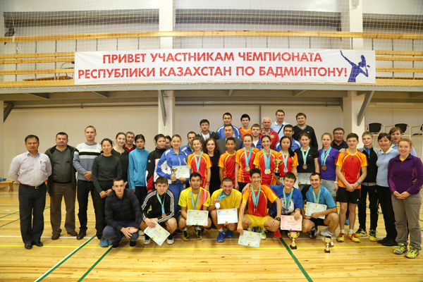 Дружная, веселая и позитивная команда из Шымкента - чемпион РК 2014 года по бадминтону Дружная, веселая и позитивная команда из Шымкента - чемпион РК 2014 года по бадминтону