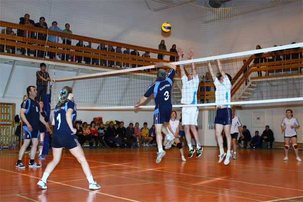 Борьба за 3 место между командами ''Жаикмунай'' и''Жаиктранс'' Борьба за 3 место между командами ''Жаикмунай'' и''Жаиктранс''